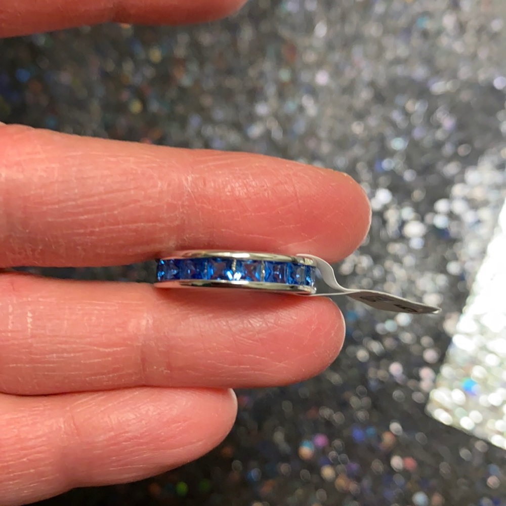 Brand new size 5 Aqua blue rhodium band